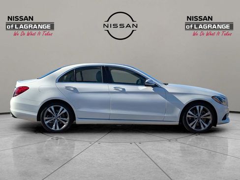 Used 2018 Mercedes-Benz C 300 Sedan w/ Premium Package image 4