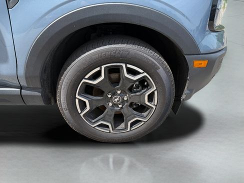 Certified 2025 Ford Bronco Sport Outer Banks w/ Outer Banks Tech Package+ AWD/4WD image 28