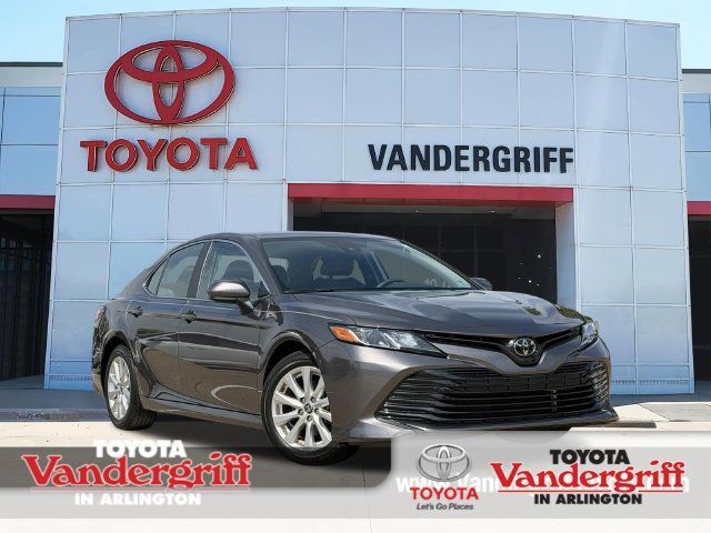 Used 2020 Toyota Camry LE FWD image 1