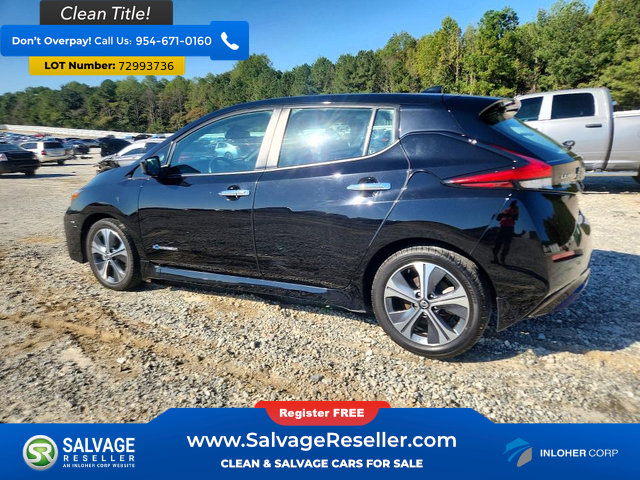 Used 2018 Nissan Leaf SV w/ SV Technology Package FWD image 3