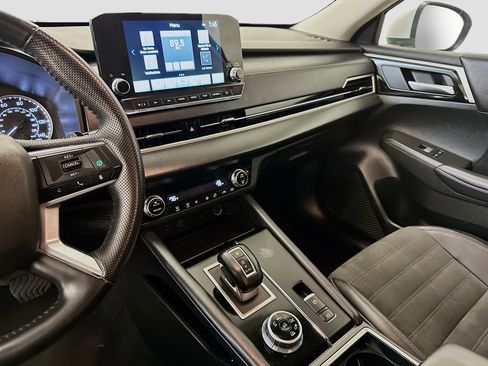 Used 2024 Mitsubishi Outlander SE image 26