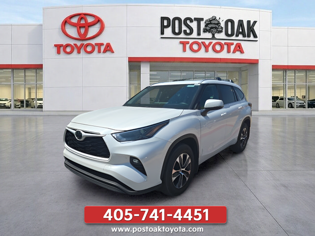 Used 2026 Toyota Highlander XLE AWD/4WD image 1