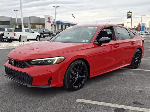 Used 2025 Honda Civic Sport image 3