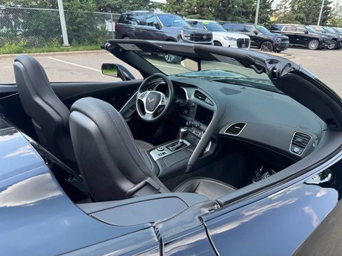 Used 2015 Chevrolet Corvette Stingray Convertible w/ 2LT Preferred Equipment Group RWD image 35