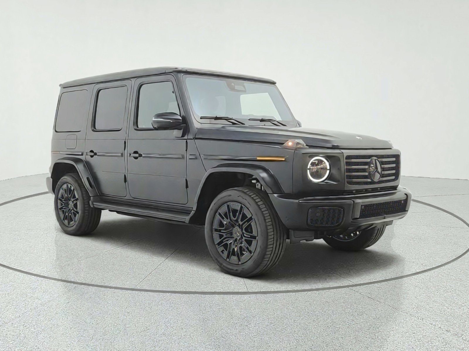 New 2027 Mercedes-Benz G 580 e image 3
