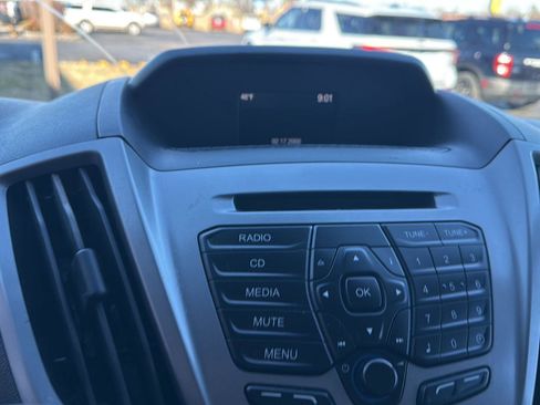 Used 2018 Ford Transit 150 XLT image 29