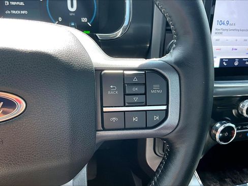 Used 2023 Ford F150 Lariat w/ Equipment Group 502A High AWD/4WD image 23