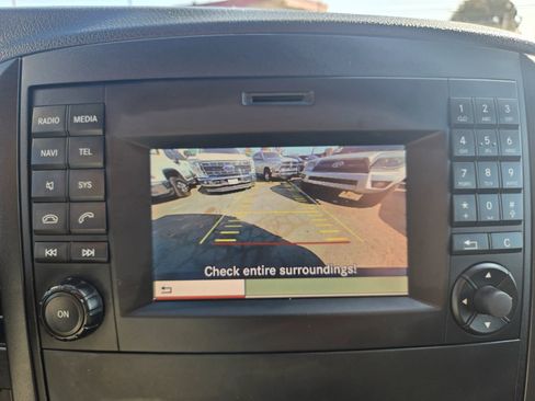 Used 2018 Mercedes-Benz Metris image 21