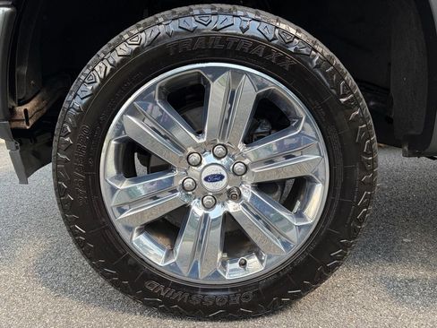 Used 2020 Ford F150 Lariat w/ Equipment Group 502A Luxury AWD/4WD image 33