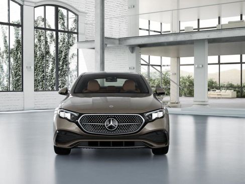 New 2026 Mercedes-Benz E 350 4MATIC Sedan image 9