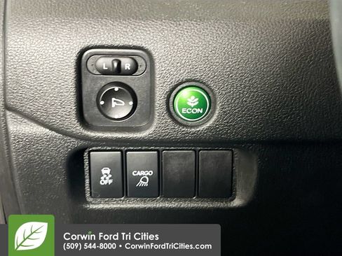 Used 2017 Honda Ridgeline RTL image 18