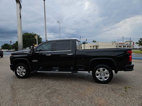 Used 2020 Chevrolet Silverado 2500 LTZ w/ LTZ Texas Edition AWD/4WD image 5