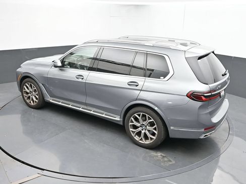 Used 2026 BMW X7 xDrive40i AWD/4WD image 28