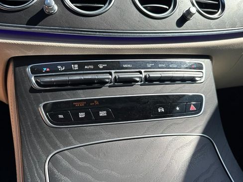 Used 2023 Mercedes-Benz E 350 Sedan image 19