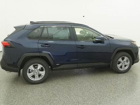 New 2025 Toyota RAV4 XLE image 10
