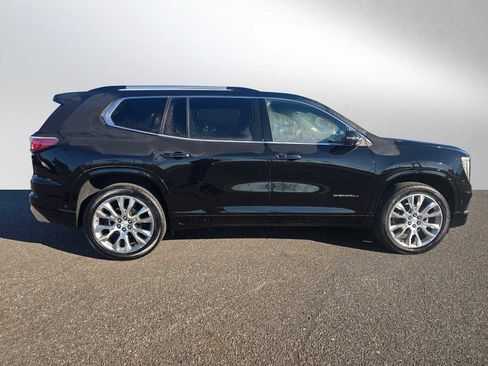 Used 2024 GMC Acadia Denali w/ Super Cruise Package image 2