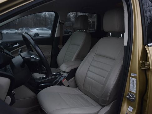 Used 2014 Ford Escape Titanium w/ Equipment Group 401A image 7