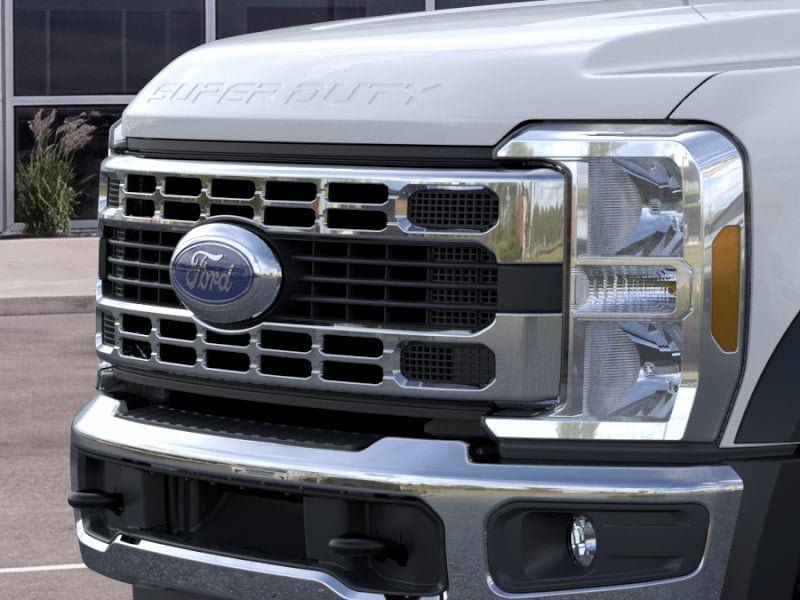 New 2025 Ford F550 4x4 Regular Cab Super Duty w/ XLT Value Package image 17