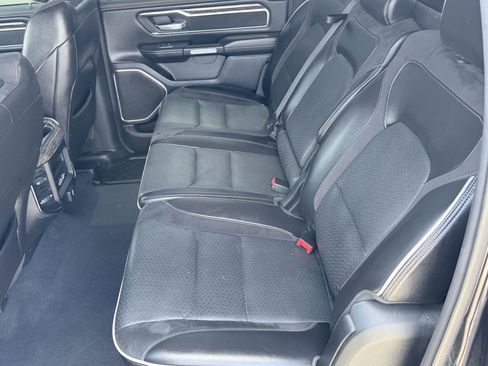 Used 2019 RAM 1500 Laramie RWD image 4