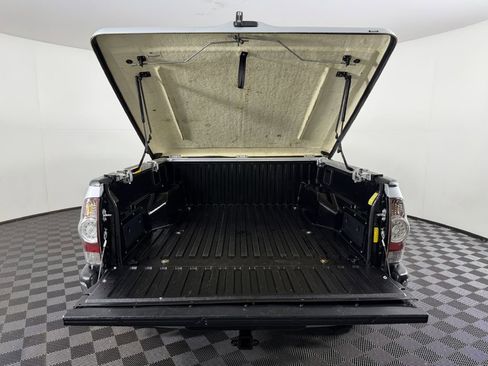 Used 2010 Toyota Tacoma PreRunner RWD image 13
