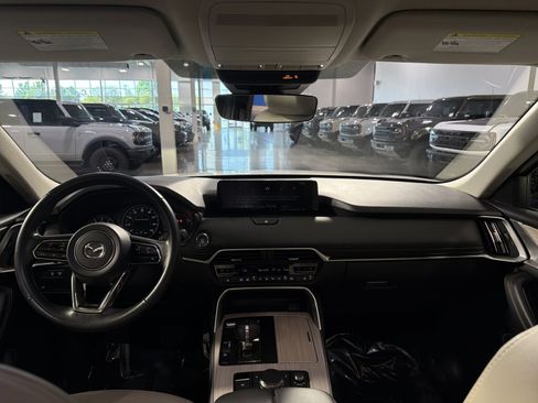 Used 2024 MAZDA CX-90 3.3 Turbo w/ Preferred Plus AWD/4WD image 21