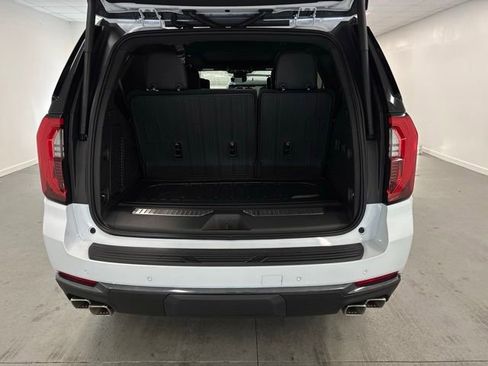 New 2026 GMC Yukon Denali Ultimate AWD/4WD image 7