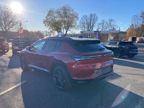 New 2026 Chevrolet Equinox EV RS image 5