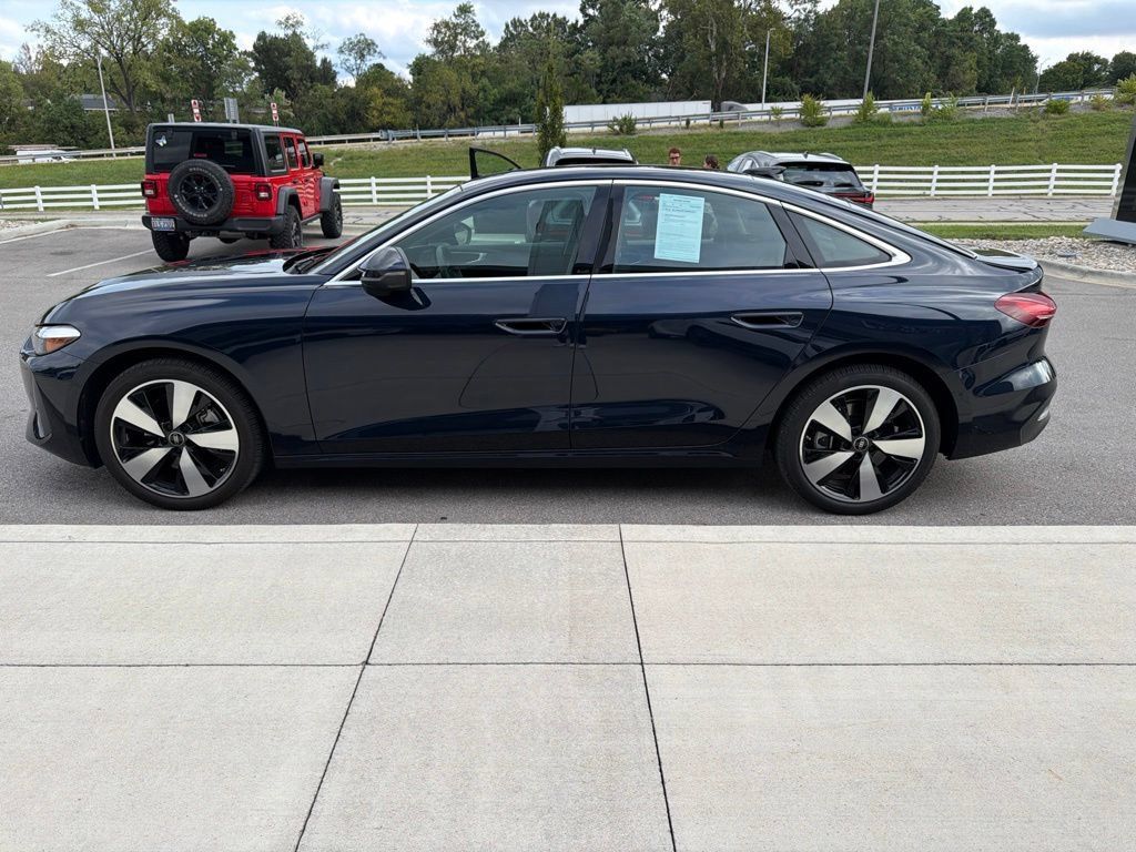 Used 2025 Audi A5 2.0T Premium AWD/4WD image 6