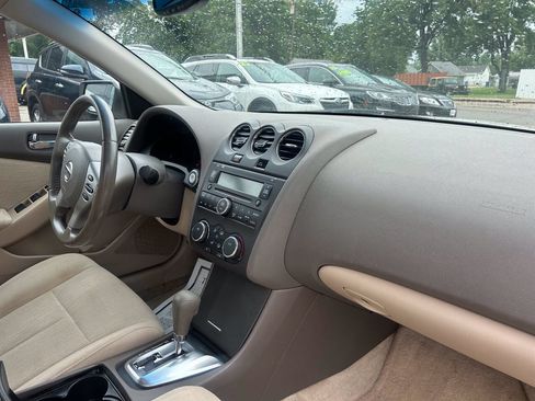 Used 2012 Nissan Altima 2.5 S w/ Value Pkg FWD image 24