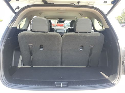 Used 2025 Kia Sorento EX AWD/4WD image 17
