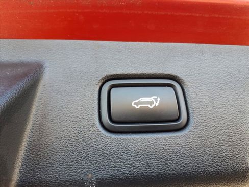 Certified 2023 Hyundai Tucson SEL AWD/4WD image 10