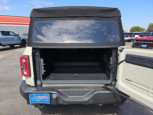 New 2026 Ford Bronco Outer Banks AWD/4WD image 18