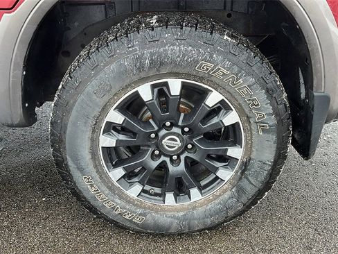 Used 2018 Nissan Titan Platinum Reserve image 37