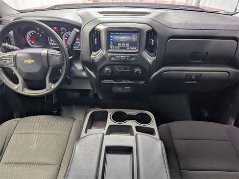 Used 2020 Chevrolet Silverado 1500 Custom w/ Custom Value Package image 6