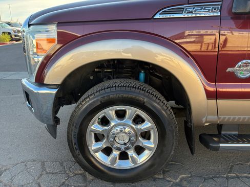 Used 2011 Ford F250 Lariat image 10