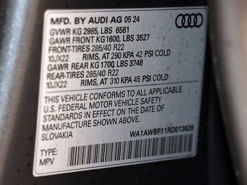 Used 2024 Audi SQ8 Premium Plus image 32