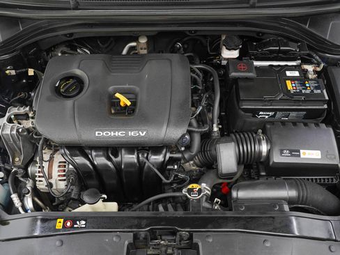Used 2017 Hyundai Elantra SE w/ Cargo Package FWD image 27