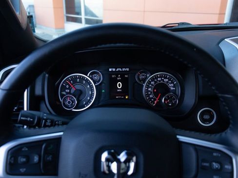 Used 2023 RAM 1500 Big Horn AWD/4WD image 29