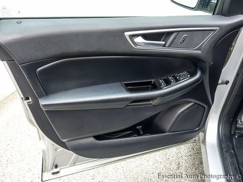 Used 2019 Ford Edge SEL w/ Equipment Group 201A image 23