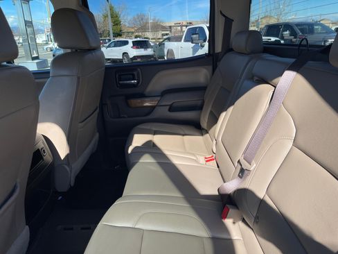 Used 2019 GMC Sierra 2500 SLT image 17