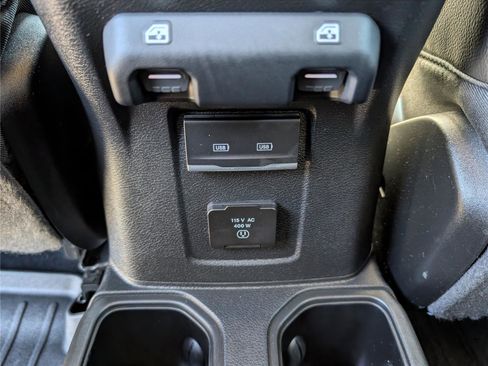 Used 2021 Jeep Gladiator Rubicon image 16