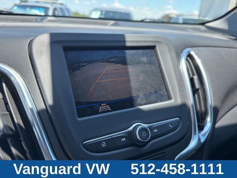 Used 2020 Chevrolet Equinox LT FWD image 14