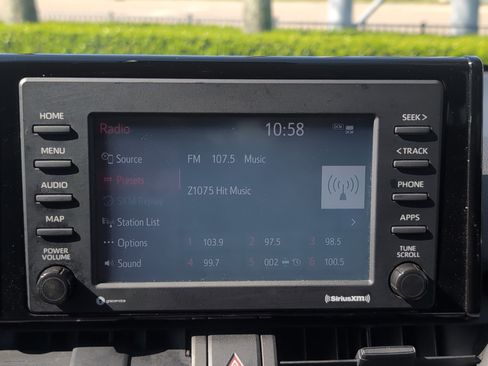 Certified 2021 Toyota RAV4 LE w/ Carpet Mat Package (TMS) image 22