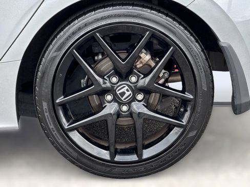 Used 2023 Honda Civic Sport image 12