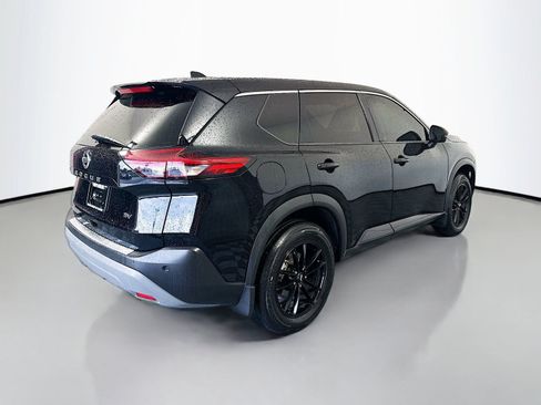 Used 2021 Nissan Rogue SV FWD image 7