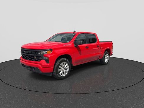 Used 2024 Chevrolet Silverado 1500 Custom AWD/4WD image 4