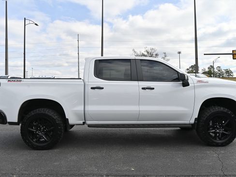 Used 2025 Chevrolet Silverado 1500 LT Trail Boss w/ Convenience Package II image 15