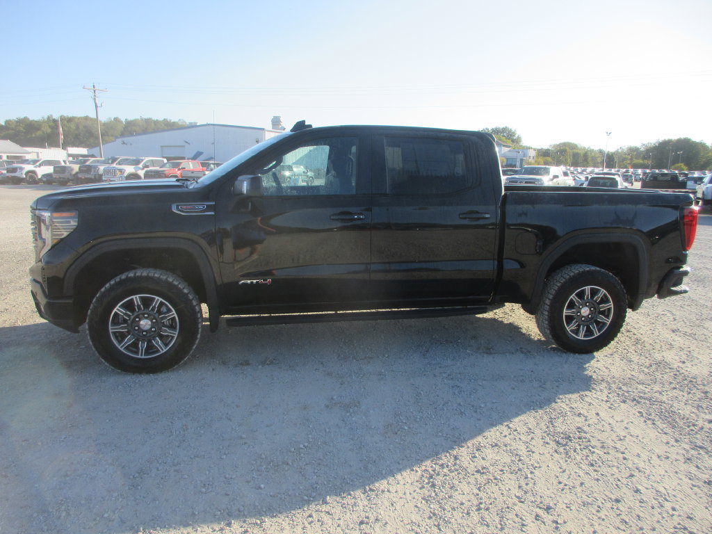 New 2026 GMC Sierra 1500 AT4 w/ AT4 Premium Package AWD/4WD image 9