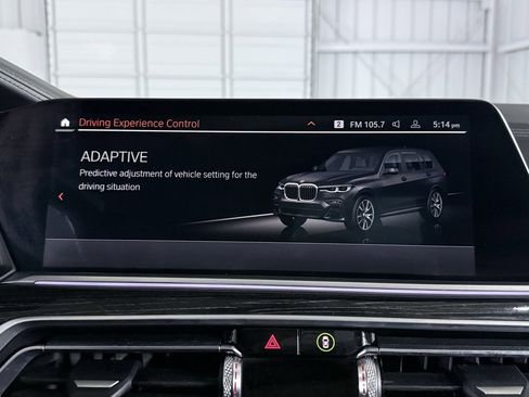 Used 2022 BMW X7 M50i image 45