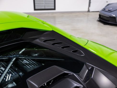 Used 2024 Lamborghini Huracan Tecnica image 18